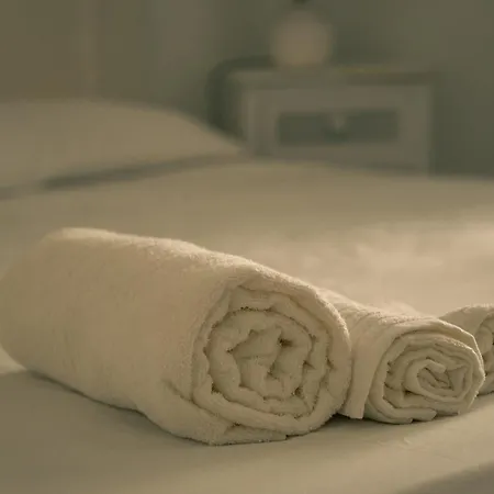 Blu Cobalto شقة فندقية إيسبيكا