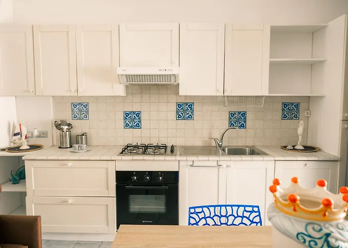 Blu Cobalto 公寓式酒店 伊斯皮卡