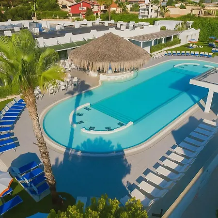 Blu Cobalto Apartahotel